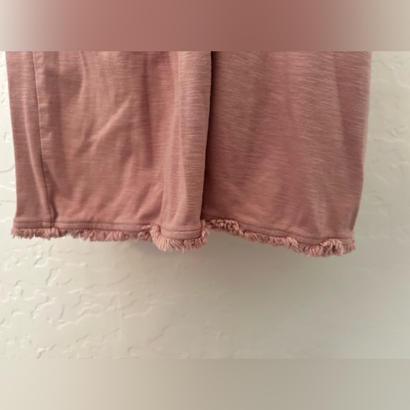 🔥 XS DownEast pink dress. Excellent condition. Comfortable & flattering. - Picture 2 of 9